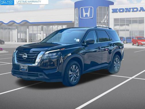 2024 Nissan Pathfinder SV FWD