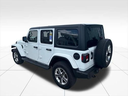 2022 Jeep Wrangler Unlimited Sahara