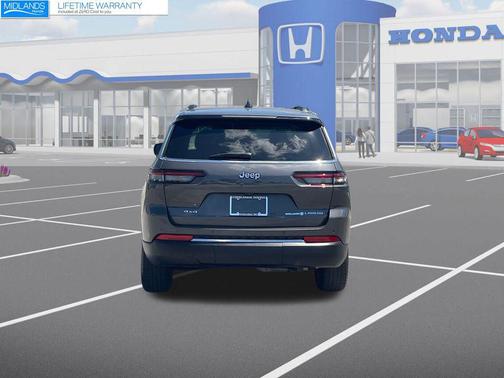 2023 Jeep Grand Cherokee L Laredo