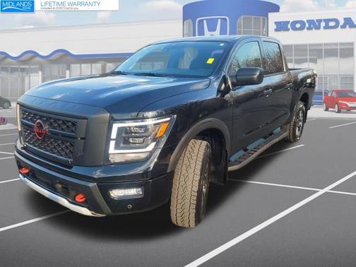 2024 Nissan Titan PRO-4X