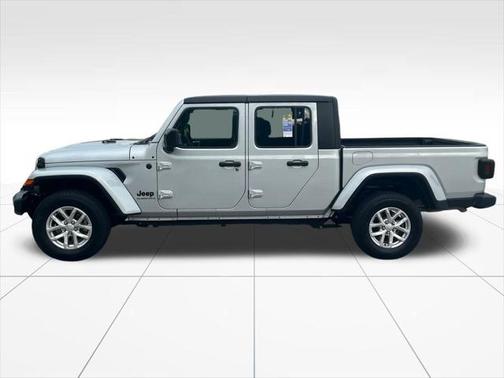 2023 Jeep Gladiator Sport S