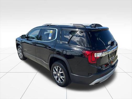 2023 GMC Acadia FWD SLT