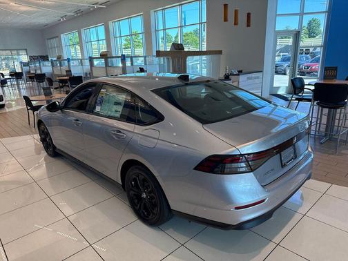 2025 Honda Accord Sport SE 1.5T