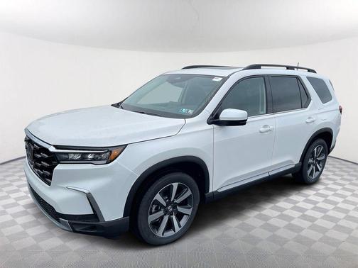 2025 Honda Pilot Touring 8-Passenger