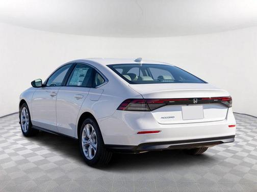 2025 Honda Accord LX 1.5T
