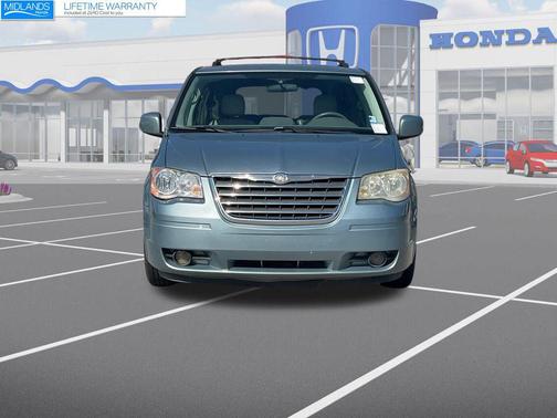 2008 Chrysler Town & Country Touring