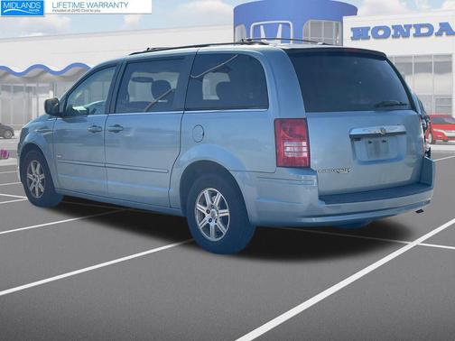 2008 Chrysler Town & Country Touring