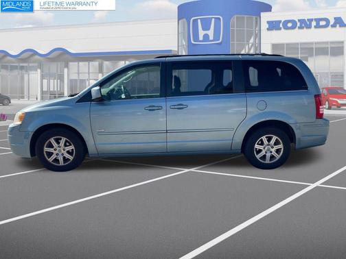 2008 Chrysler Town & Country Touring