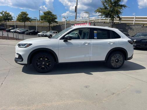 2026 Honda HR-V 2WD Sport