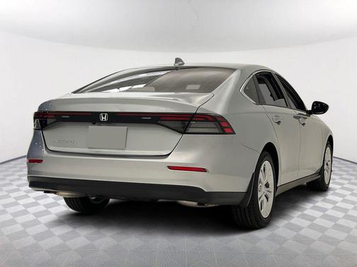 2025 Honda Accord LX 1.5T