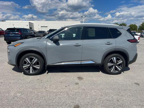 2021 Nissan Rogue SL