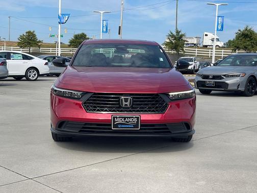 2025 Honda Accord Hybrid Base