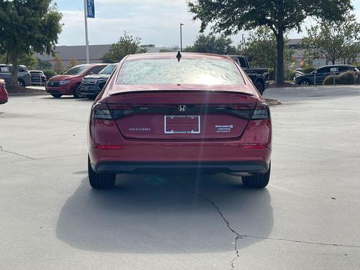 2025 Honda Accord Hybrid Base
