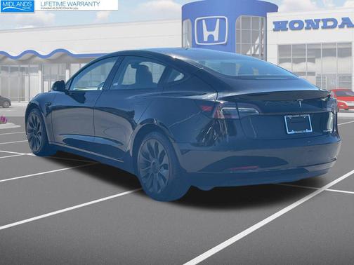 2022 Tesla Model 3 Standard Range