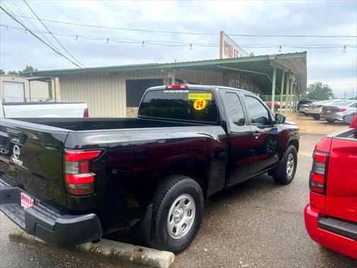 2024 Nissan Frontier S