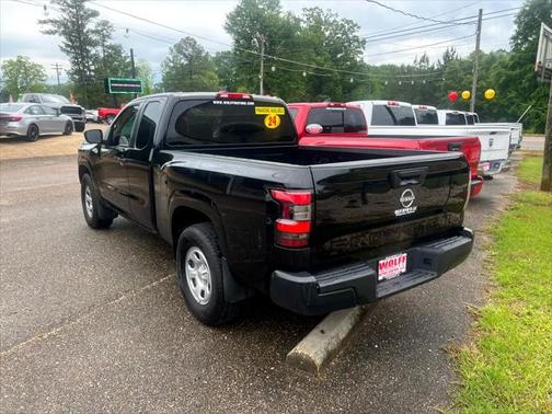 2024 Nissan Frontier S