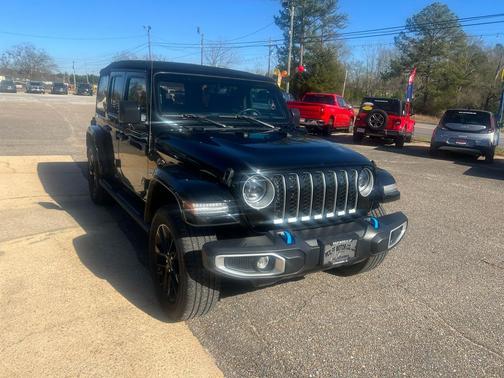 2023 Jeep Wrangler 4xe Sahara