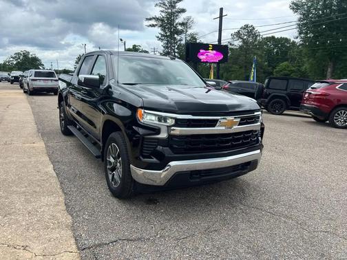 Black 2024 Chevrolet Silverado 1500 LT