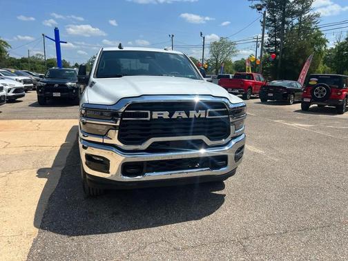White 2026 RAM 2500 Big Horn 4x4 Crew Cab 6'4'' Box