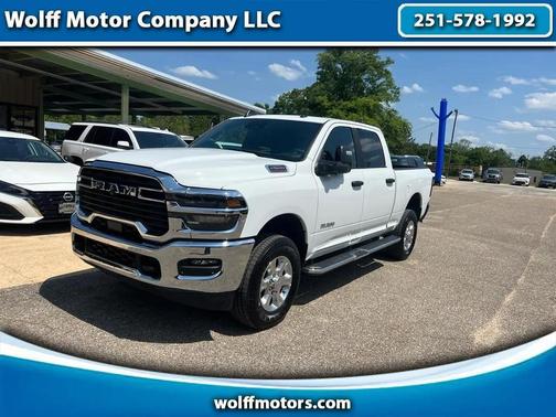 White 2026 RAM 2500 Big Horn 4x4 Crew Cab 6'4'' Box