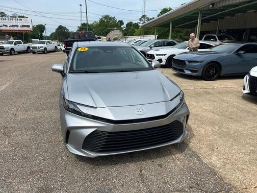 Silver 2025 Toyota Camry LE