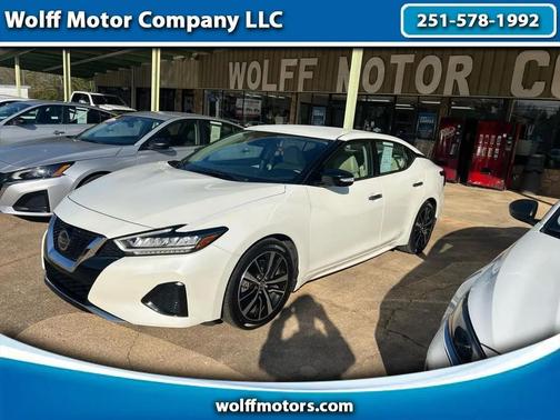 2022 Nissan Maxima SV CVT