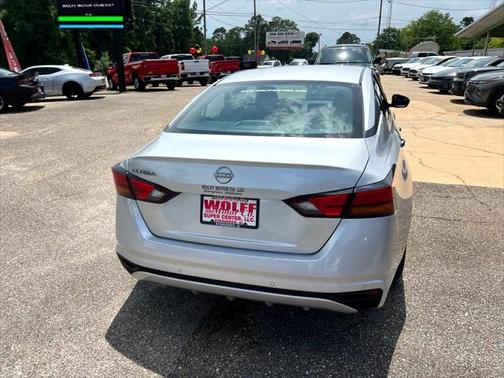2024 Nissan Altima 2.5 S Sedan