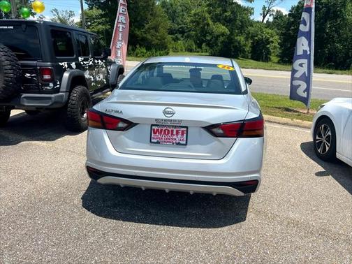 2025 Nissan Altima SV FWD