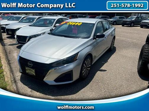 2025 Nissan Altima SV FWD