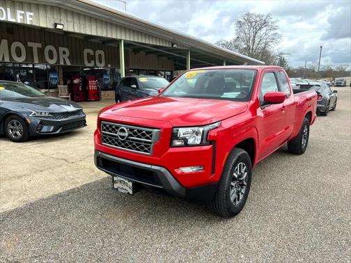 2023 Nissan Frontier SV