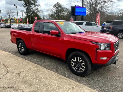 2023 Nissan Frontier SV
