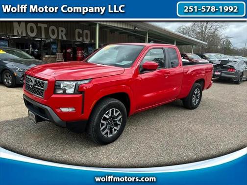 2023 Nissan Frontier SV