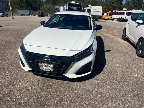 2024 Nissan Altima 2.5 S Sedan