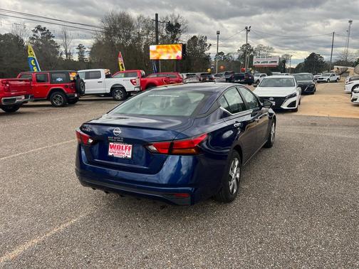 2024 Nissan Altima 2.5 S Sedan