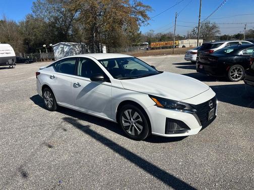 2024 Nissan Altima 2.5 S Sedan