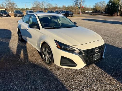 2024 Nissan Altima 2.5 S Sedan