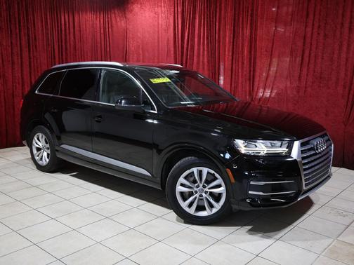 Night Black 2019 Audi Q7 45 Premium