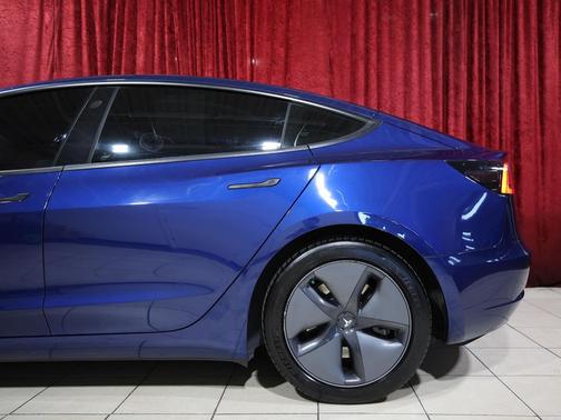 2019 Tesla Model 3 Standard Range