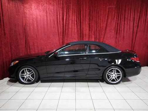 BLACK 2016 Mercedes-Benz E-Class