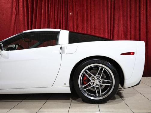 2005 Chevrolet Corvette Base