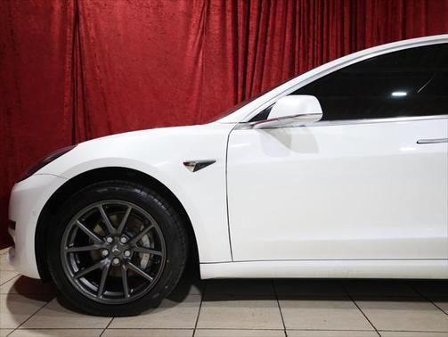 2017 Tesla Model 3 Long Range
