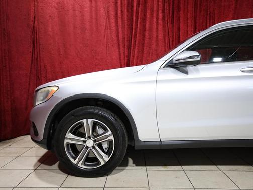 SILVER 2016 Mercedes-Benz GLC 300 Base