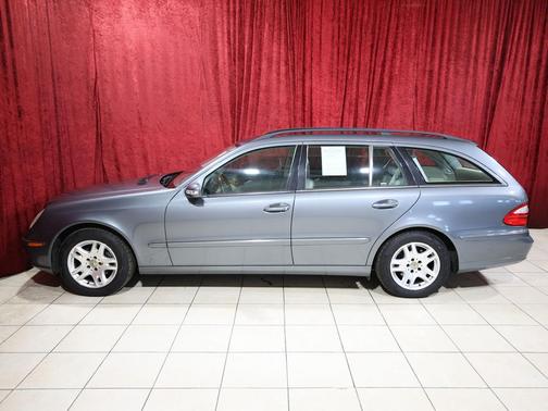 2005 Mercedes-Benz E-Class 