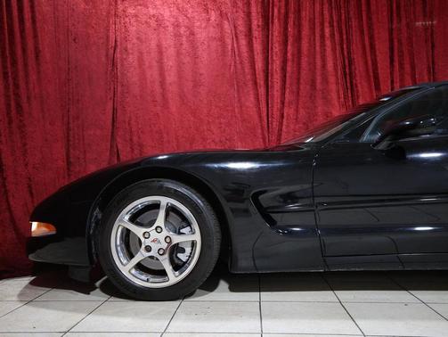 Onyx Black 2002 Chevrolet Corvette Base