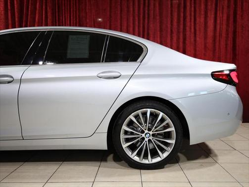 2021 BMW 530 530i Premium