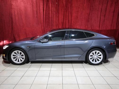 SILVER 2017 Tesla Model S