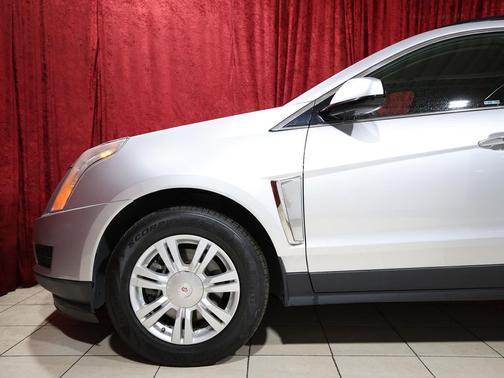2016 Cadillac SRX Standard