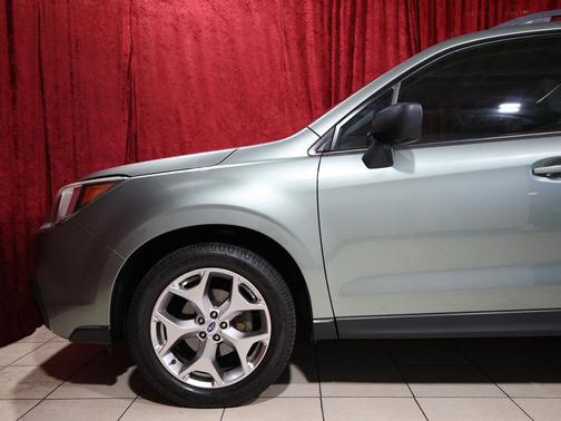 2017 Subaru Forester 2.5i