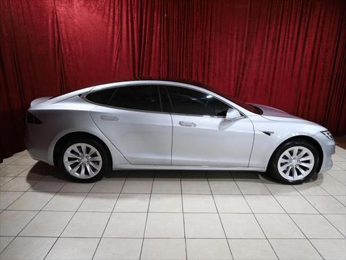 2018 Tesla Model S 75D