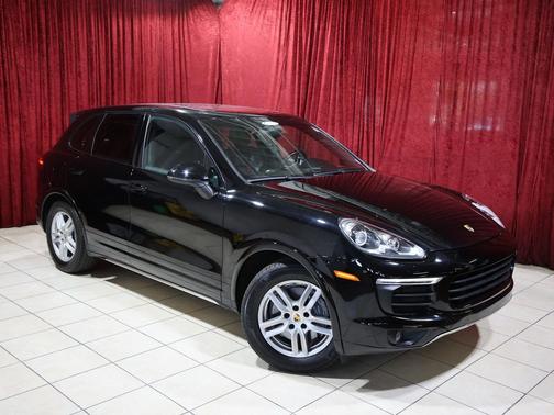 2017 Porsche Cayenne Platinum Edition